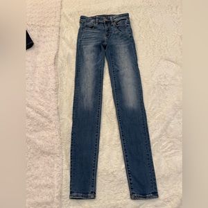 American Eagle stretchy skinny Jean! Size:2(X-long), Color:Blue